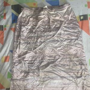 Dry clean only large/extra large size 16 skirt